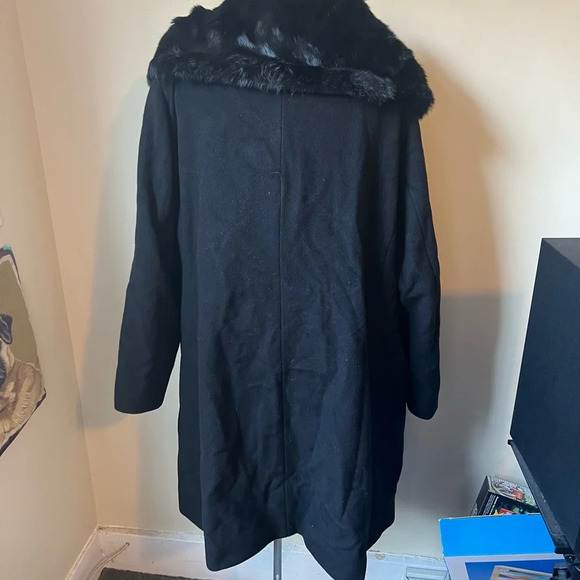 Cinzia Rocca Wool Coat with Rabbit Fur Collar, size 16 - Picture 4 of 9